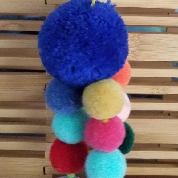 New Medium Slender Square Wooden Purse - Picture 5 of 6